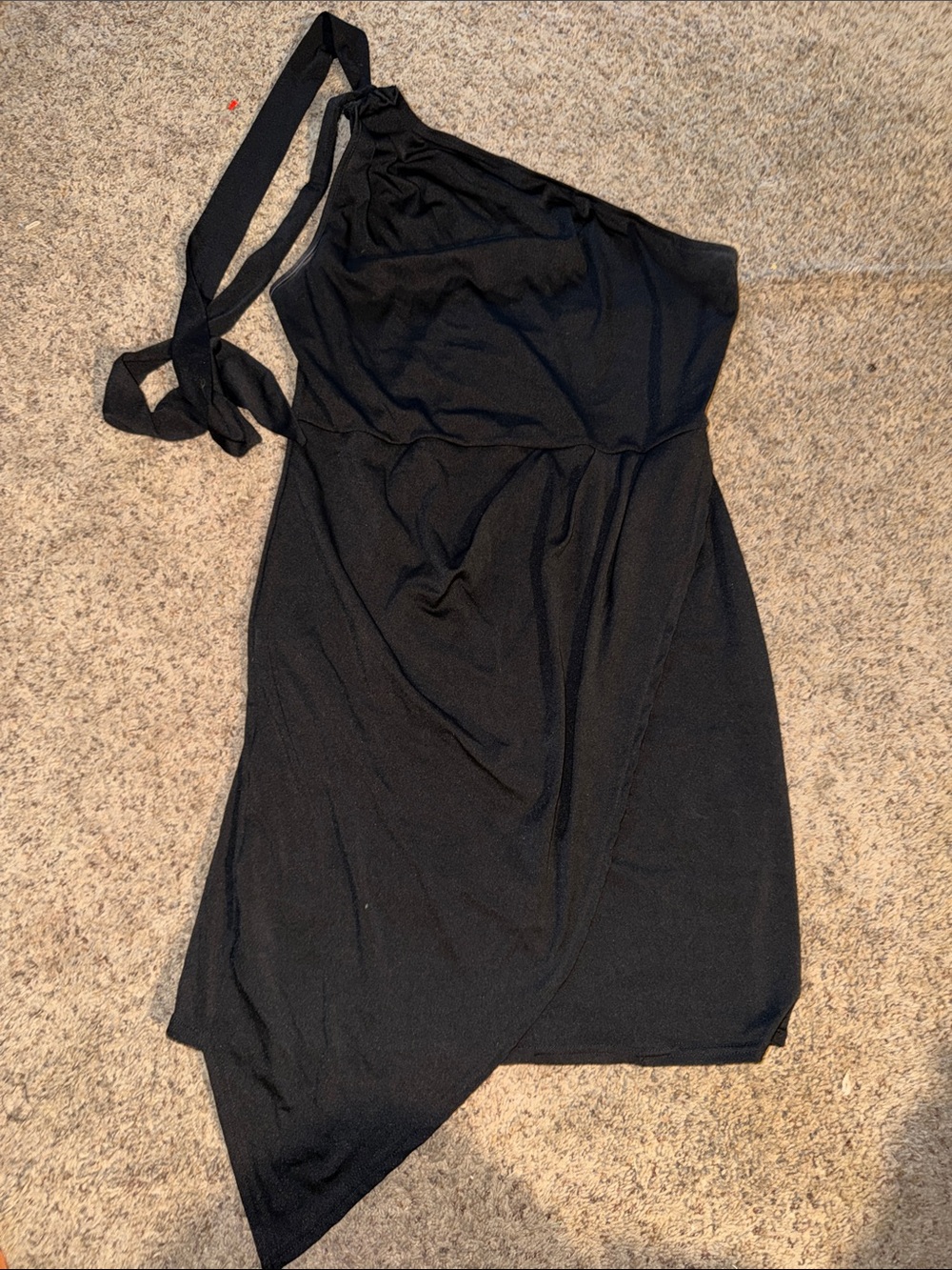 Women's One-Shoulder Black Asymmetric Tie Dress